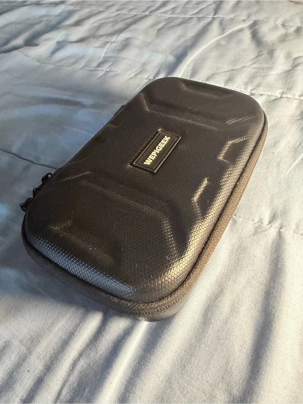 USB-C backbone one mobile gaming device & hardshell carrying case